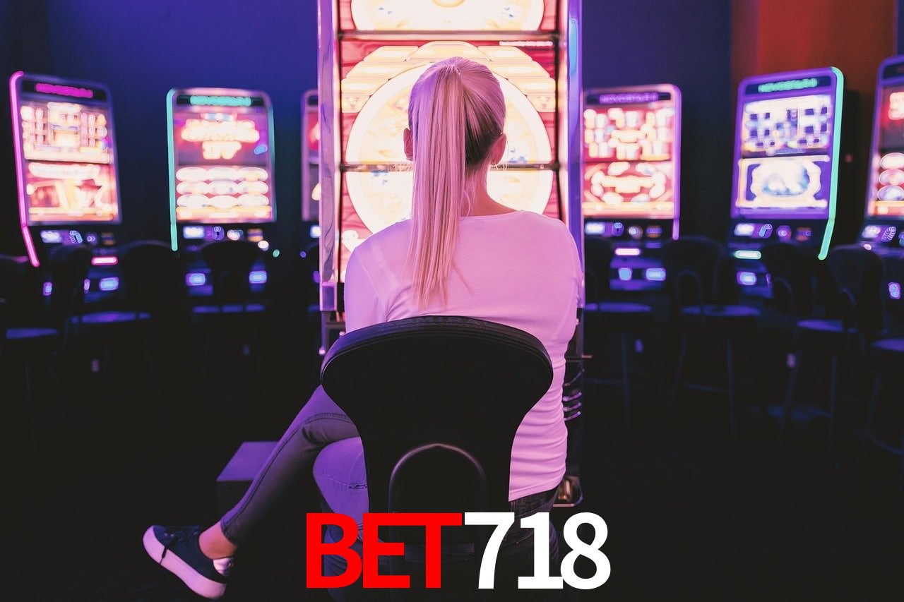 Live Casino bet718
