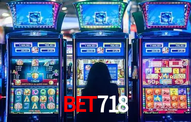 A Popularidade dos Caça-Níqueis no bet718